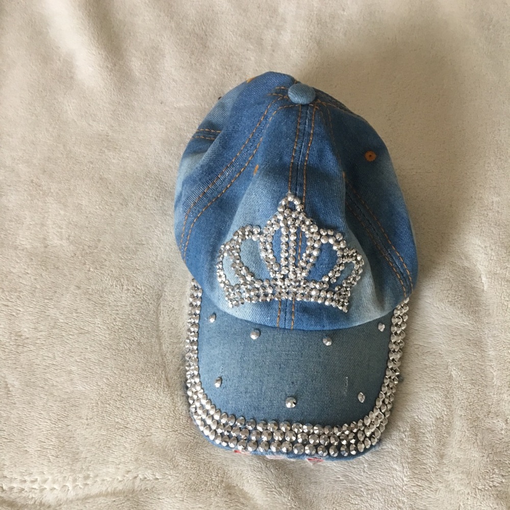 Women’s cap 🧢 queen 👑